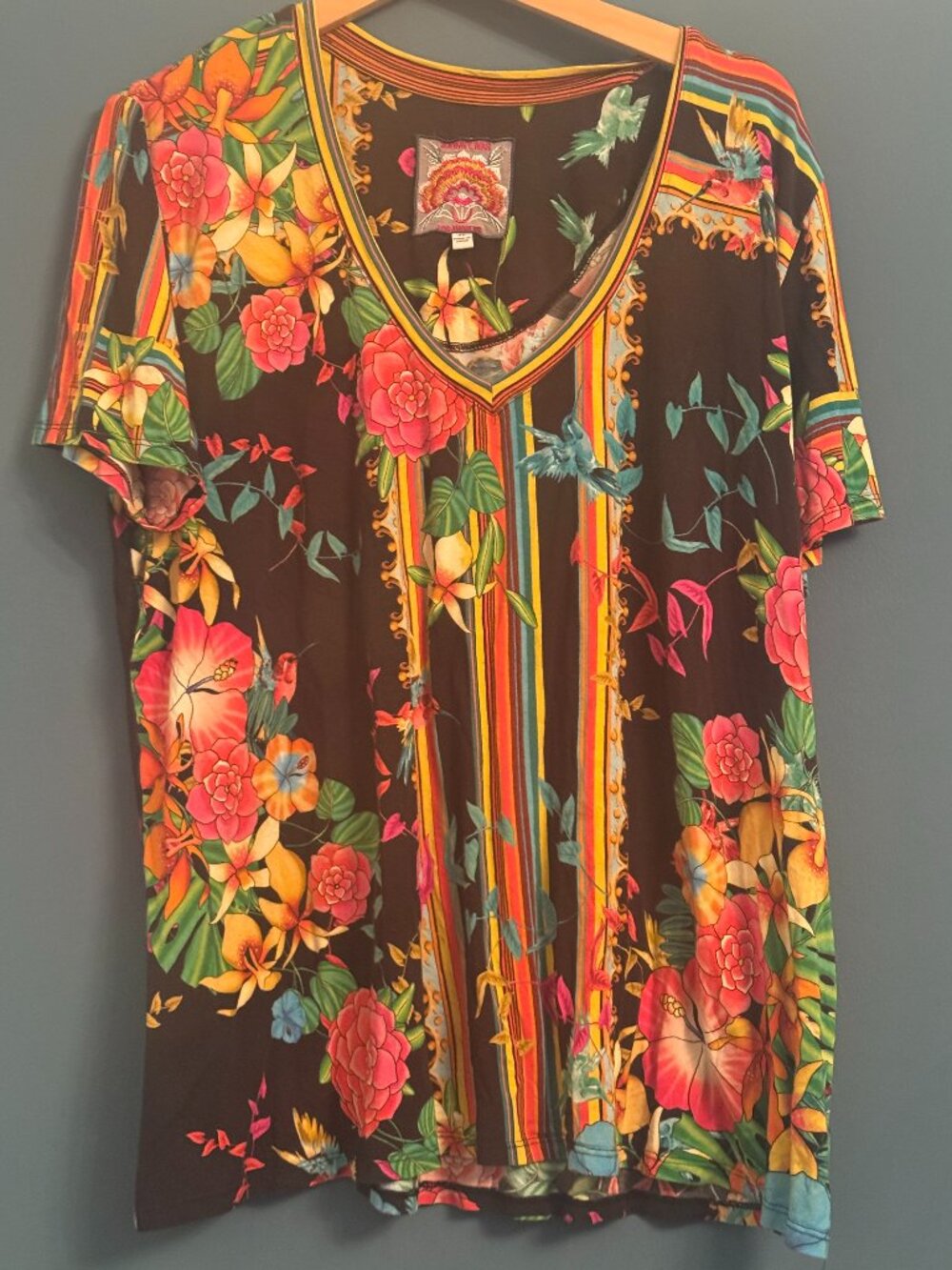 Johnny Was Tropical Floral Striped Trim V-Neck Tee Black Multicolor